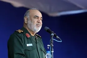سردار سلامی: اعطای نشان &laquo;فتح&raquo; نشانگر رضایت مقام معظم رهبری از سپاه پاسداران است