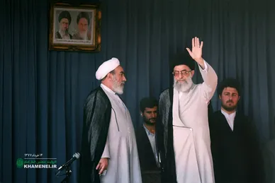 گزارش تصویری | تصاویری از سخنرانی رهبر شهید انقلاب در سالگرد رحلت امام خمینی از سال ۶۹ تا ۷۸
