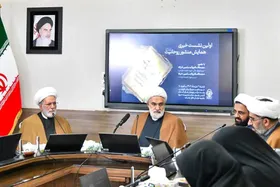 خطر نفوذ دشمن در حوزه&zwnj;های علمیه جدی است