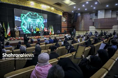 گزارش تصویری | گرامیداشت شهدای اغتشاشات دی‌ماه کشور، در حرم امام‌رضا(ع)