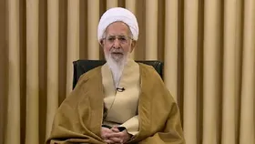 آیت&zwnj;الله جوادی آملی: ملت ایران هرگز آغازگر تجاوز نبوده&zwnj;اند