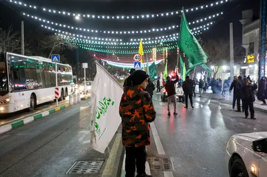 گلباران حرم مطهر رضوی در شب میلاد جوادالائمه (ع)