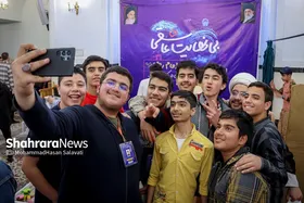 آخرین روز اعتکاف نوجوانان دهه هشتادی در حرم مطهر رضوی