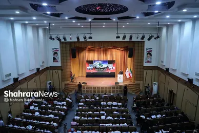 مراسم تجلیل از خادمین زائران پیاده هلال احمر