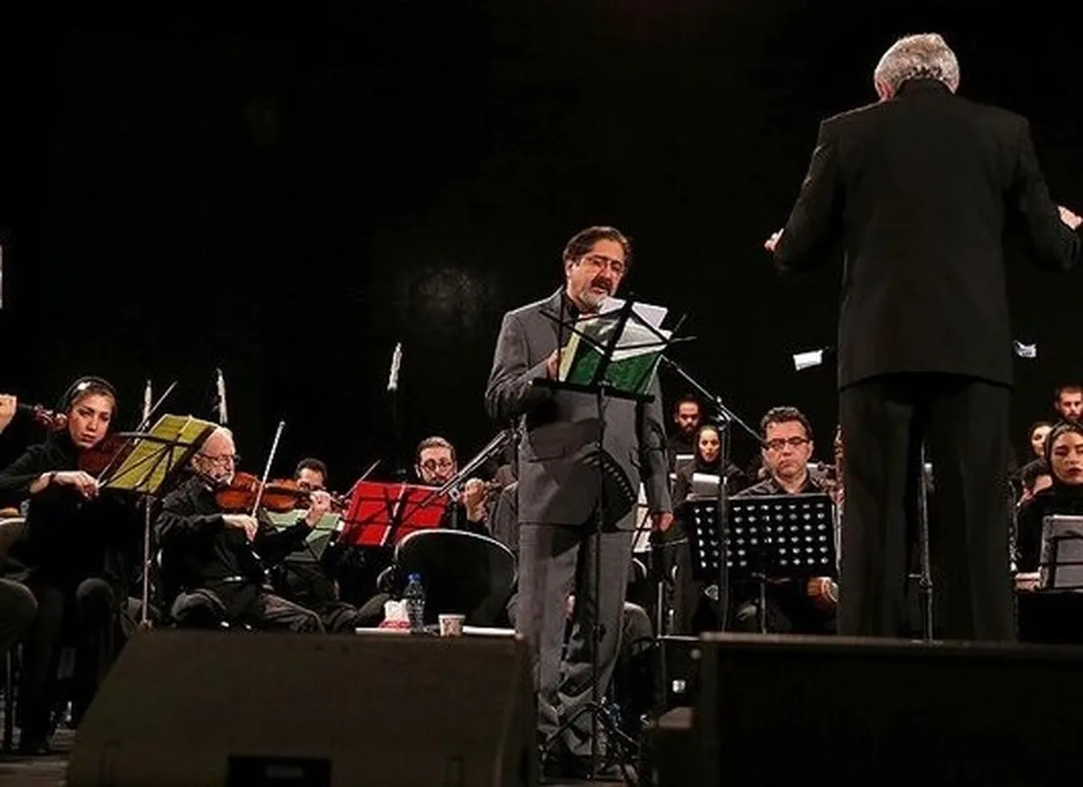 «وداع» حسام‌الدین سراج  روی صحنه
