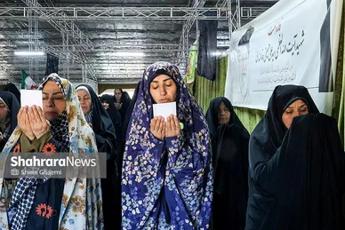 گزارش تصویری | اقامه نماز عید فطر در آرامستان بهشت رضا (ع) مشهد