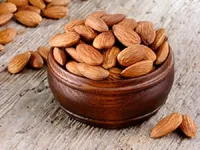 چرا باید بادام را به صبحانه کودکان اضافه کنیم؟