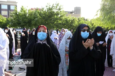 اقامه نماز عید سعید فطر در حرم مطهر امام رضا(ع)