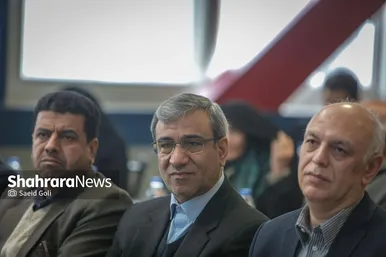 گزارش تصویری | مراسم بهره‌برداری از ۲.۶ مگاوات نیروگاه خورشیدی در مشهد