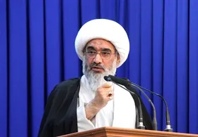 امام&zwnj;جمعه بوشهر: بسیاری از گرانی&zwnj;ها کاذب و غیرحقیقی است| پشت صحنه&zwnj;هایی دارد که باید هرچه زودتر برطرف شود