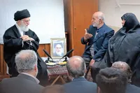 خاطرات خانواده شهدای مشهدی از روزی که میزبان رهبر شهیدمان بودند | یاد آن میهمان عزیز