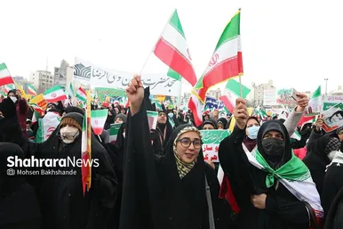 گزارش تصویری حضور باشکوه مردم مشهد در راهپیمایی ۲۲ بهمن