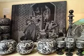 ‎ هنر اصیل قلم زنی بر سنگی خاص در مشهد | ذوق و هنر در دل سنگ