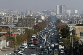 آسمان صاف همراه با غبار محلی در تهران| پیش&zwnj;بینی افزایش آلاینده&zwnj;ها در شهر&zwnj;های پرجمعیت در ۵ روز آینده (۹ دی ۱۴۰۱)