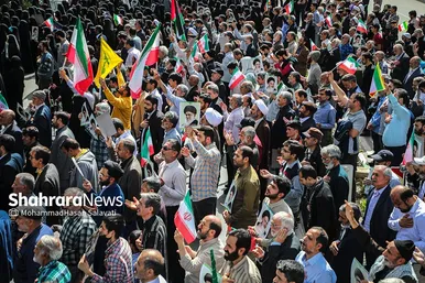 راهپیمایی ضدصهیونیستی نمازگزاران مشهدی و حمایت از عملیات وعده صادق سپاه