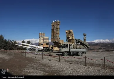 تصاویر رونمایی از سامانه‌ پدافندی آرمان و آذرخش