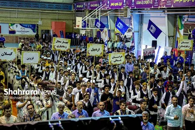بازدید دانش آموزان عشایر کشور از کارخانه ایران خودرو
