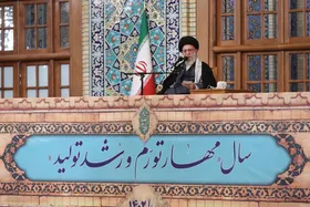 رهبر انقلاب در حرم رضوی: حضور در جنگ اوکراین را رد می&zwnj;کنیم| غلط می&zwnj;کنید که جمهوری اسلامی را به زانو درآورید+ فیلم و عکس