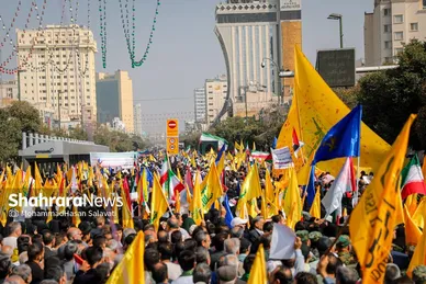 گزارش تصویری | تشییع پیکر سردار شهید نیلفروشان در مشهد