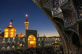 ویژه برنامه&zwnj;های ماه مبارک رمضان در حرم مطهر رضوی| از برپایی روزانه چهار محفل باشکوه قرآنی&nbsp;تا سخنرانی&zwnj;های مذهبی