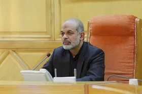 نگاهی به طرح انتقال بخشی از اختیارات وزارتخانه&zwnj;ها به استانداران