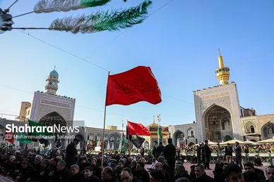 آئین اذن عزای حسینی و تعویض پرچم گنبد حرم مطهر رضوی