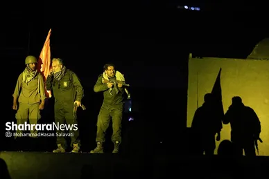 نمایش میدانی «نوری در نیمروز»