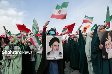 گزارش تصویری | مراسم آغاز چهل‌وهفتمین سالگرد دهه فجر انقلاب اسلامی در میدان شهدای مشهد