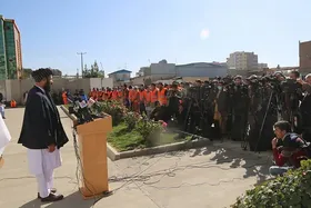 طالبان برای پنج ساعت کار روزانه ۱۰کیلو گندم به کارمندان می&zwnj;دهد