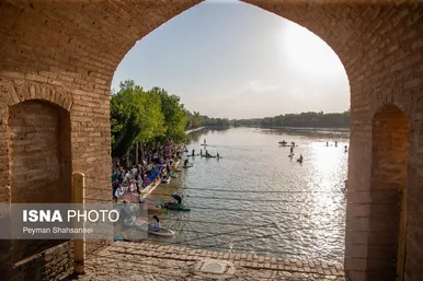 گزارش تصویری | جشنواره پدل‌برد سواری - زاینده‌رود