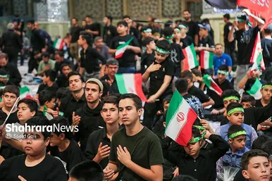 گزارش تصویری | اجتماع نوجوانان عاشورایی در سیزدهمین سوگواره «احلی من العسل» در حرم امام‌رضا(ع)