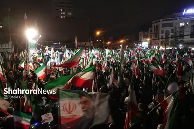 گزارش تصویری | خروش مردم انقلابی مشهد در آخرین چهارشنبه سال ۱۴۰۴ در میدان هفت‌تیر