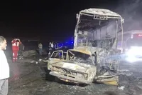 سانحه مرگبار آتش سوزی پیکان در آزادراه کاشان ـ قم + فیلم (۲۹ اردیبهشت ۱۴۰۵)