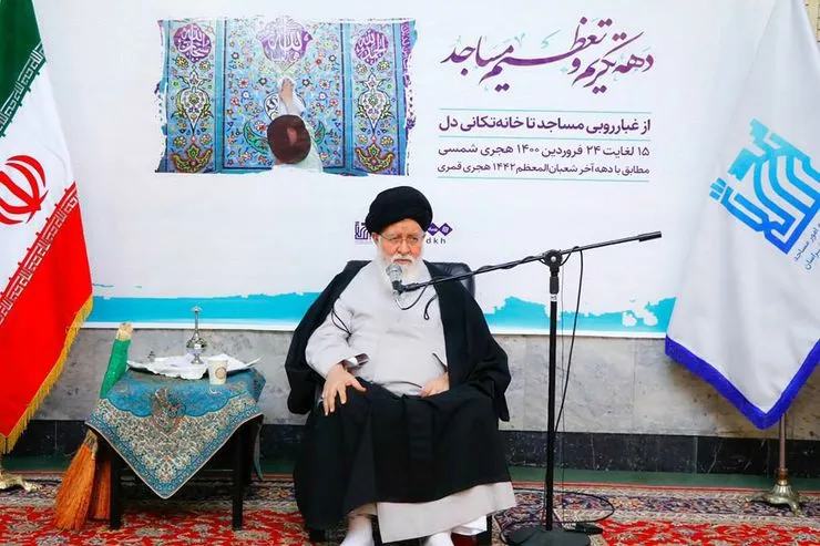 آیت‌الله علم‌الهدی: با رعایت‌نکردن پروتکل‌های بهداشتی بهانه دست دشمنان ندهید