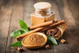 تنظیم هورمون&zwnj;های زنانه با مصرف منظم دارچین