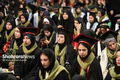 جشن دانش آموختگان علوم پزشکی کشور در حرم مطهر رضوی