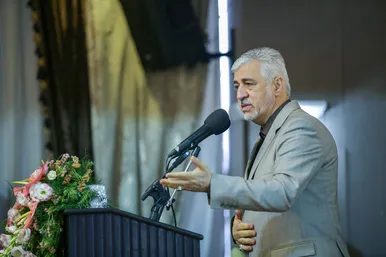 تجلیل از مدال‌آوران پاراالمپیکی