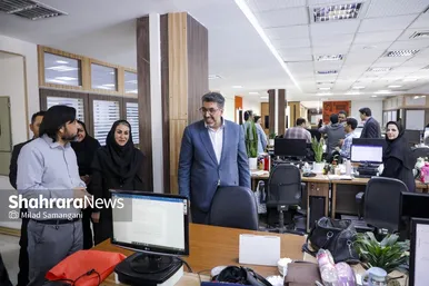 گزارش تصویری | بازدید مدیران شهری از روزنامه شهرآرا به مناسبت شانزدهمین سالگرد انتشار این روزنامه