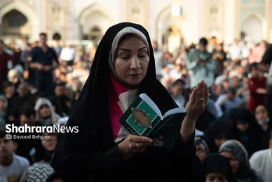 مراسم دعای عرفه در حرم مطهر رضوی