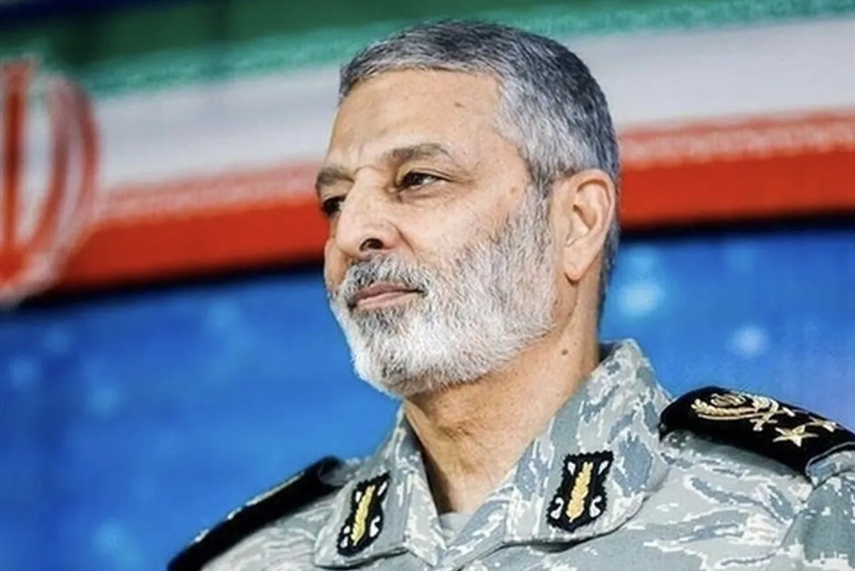 پیکر شهید سپهبد موسوی در حرم حضرت معصومه(س) آرام می‌گیرد