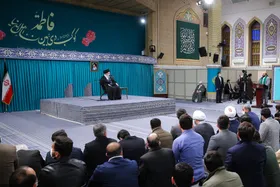 ویدئو| مدیحه&zwnj;سرائی سیدعلی حسینی&zwnj;نژاد در دیدار امروز مداحان با رهبر انقلاب