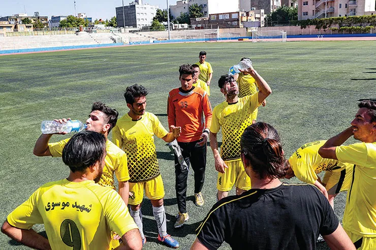 عطش فوتبال زیر آتش آفتاب