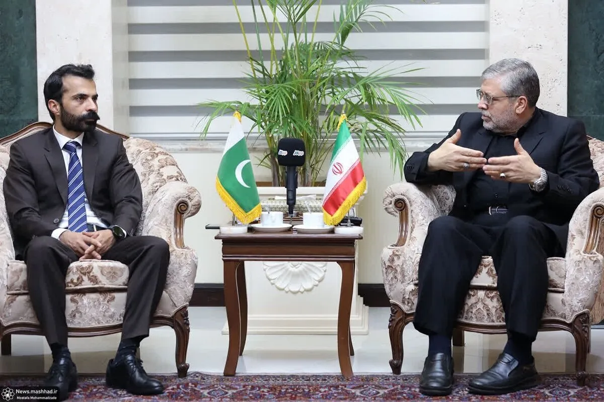 دیدار سرکنسول جمهوری پاکستان با شهردار مشهدمقدس (۲۷ تیر ۱۴۰۳) | آمادگی مشهد برای انتقال تجربیات در حوزه خدمات شهری، فنی و مهندسی به شهر‌های پاکستان