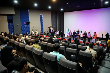  اکران فیلم سینمایی مصلحت با حضور عوامل فیلم در مشهد