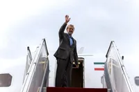 علی لاریجانی از سوریه عازم لبنان می‌شود