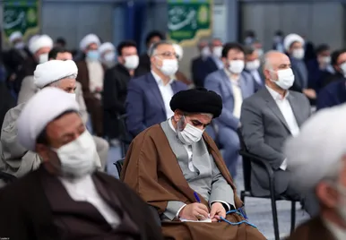 دیدار جمعی از مسئولان نظام و مهمانان شرکت کننده در کنفرانس وحدت اسلامی با رهبر معظم انقلاب