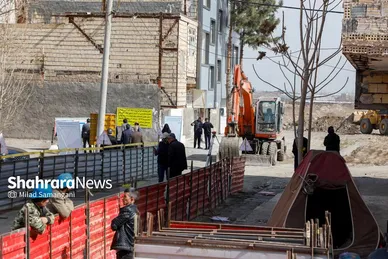 گزارش تصویری | مراسم کلنگ‌زنی اجرای طرح اگو در محلات مهرآباد و طرحچی مشهد (۱۸ اسفند ۱۴۰۳)