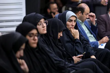 دیدار خبرنگاران و اصحاب رسانه با آیت الله علم الهدی به مناسبت روز خبرنگار