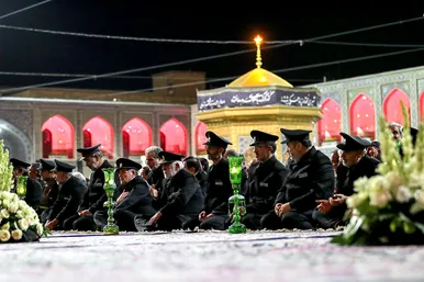 شام غریبان حسینی در حرم مطهر رضوی