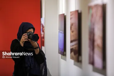 نمایشگاه گروهی عکس « سوگ در آیینه »
